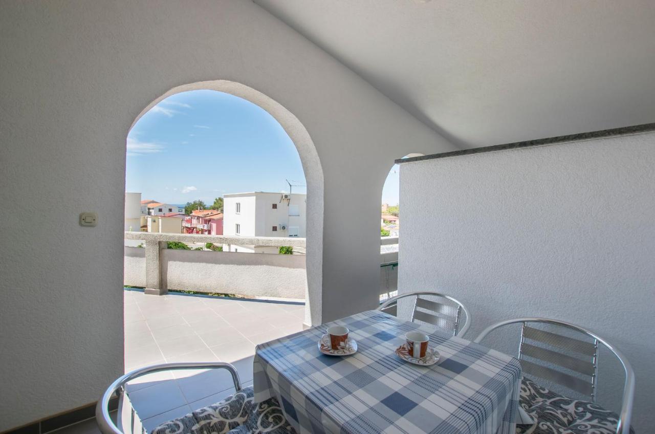 ויר Apartments Ivan מראה חיצוני תמונה