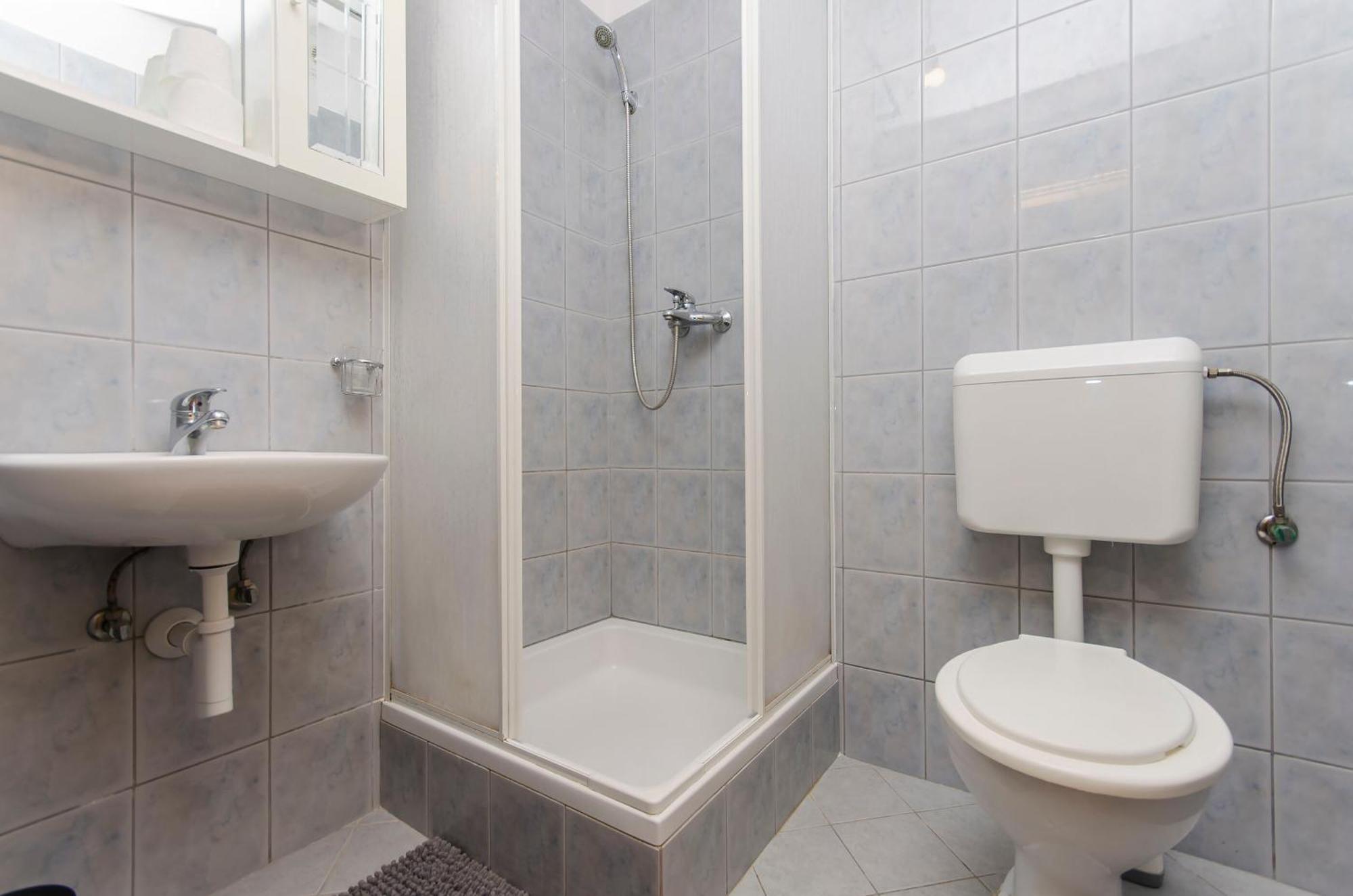 ויר Apartments Ivan מראה חיצוני תמונה