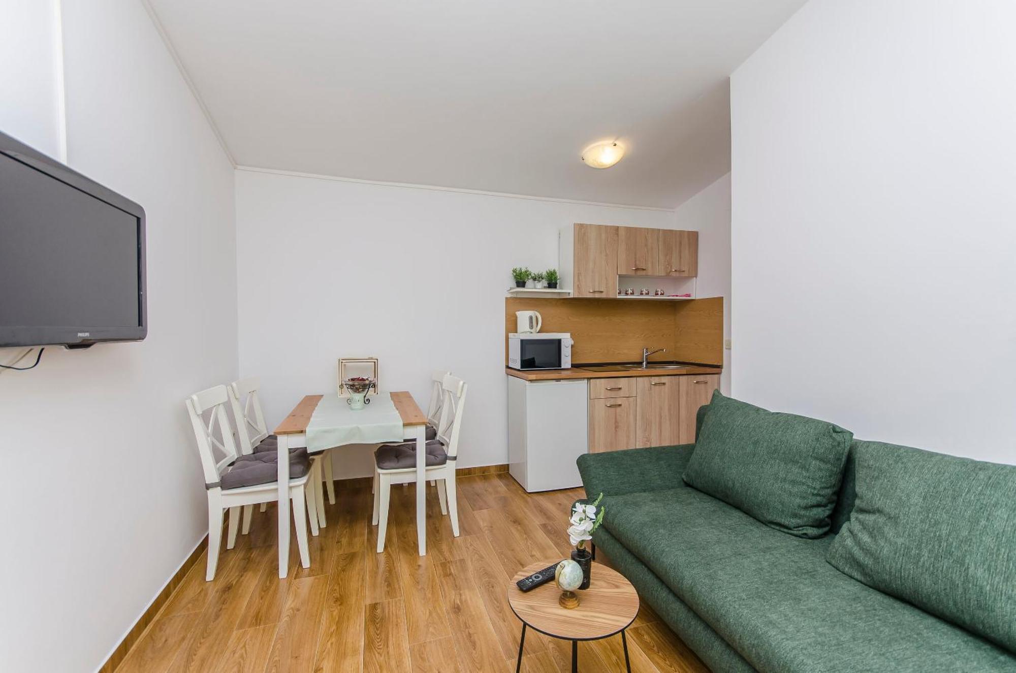ויר Apartments Ivan מראה חיצוני תמונה