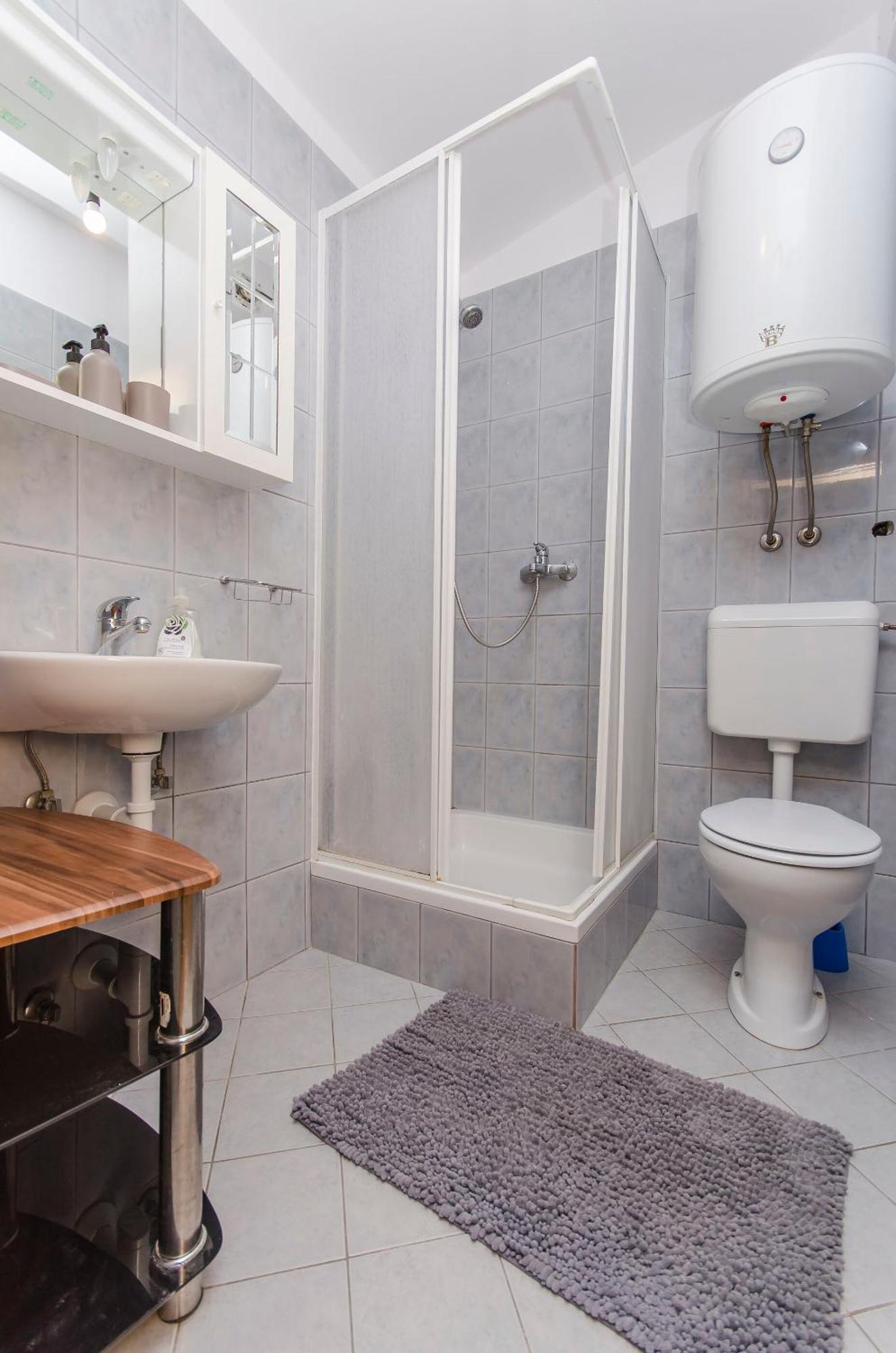 ויר Apartments Ivan מראה חיצוני תמונה